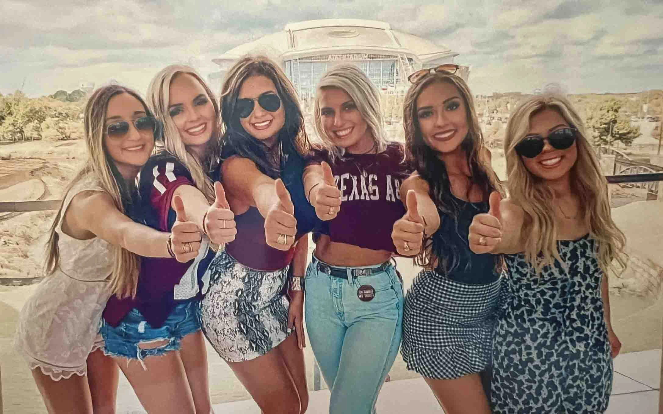 2020 Texas A&M University economics graduate Noelle Levantino (third from right) poses with friends (from left) Jessica Gonzalez ’20, Grace Speaks ’20, Maddie Morris ’20, Meredith Storey ’20 and Abby Harper ’20 at a Texas A&M football game in Arlington